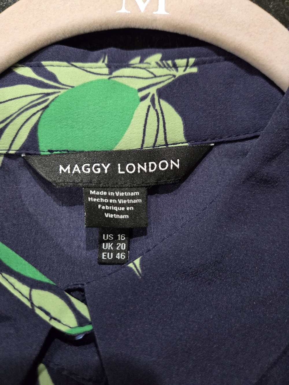 Maggy London Sleeveless Navy Dress with Green Floral Print - Size 16 - Picture 4 of 10